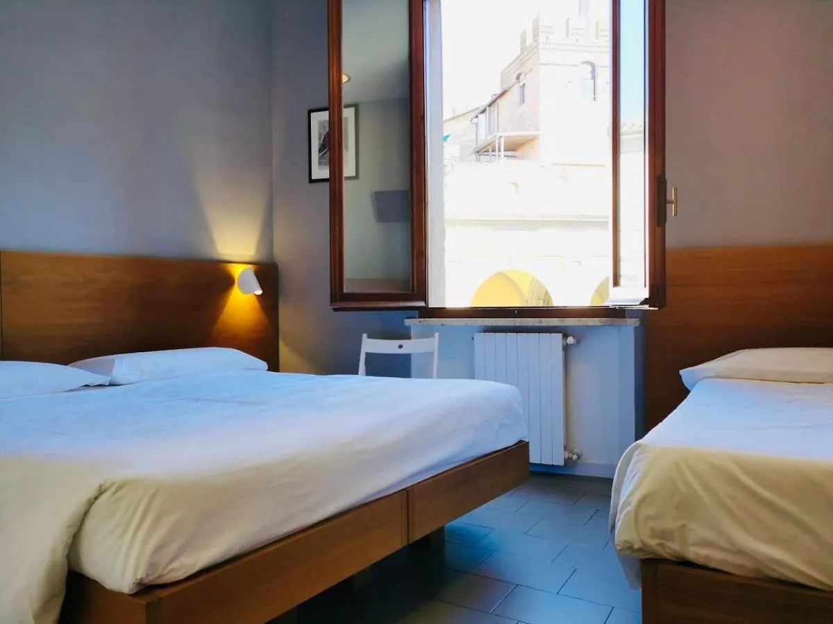 Hotel La Perla Siena Italia
